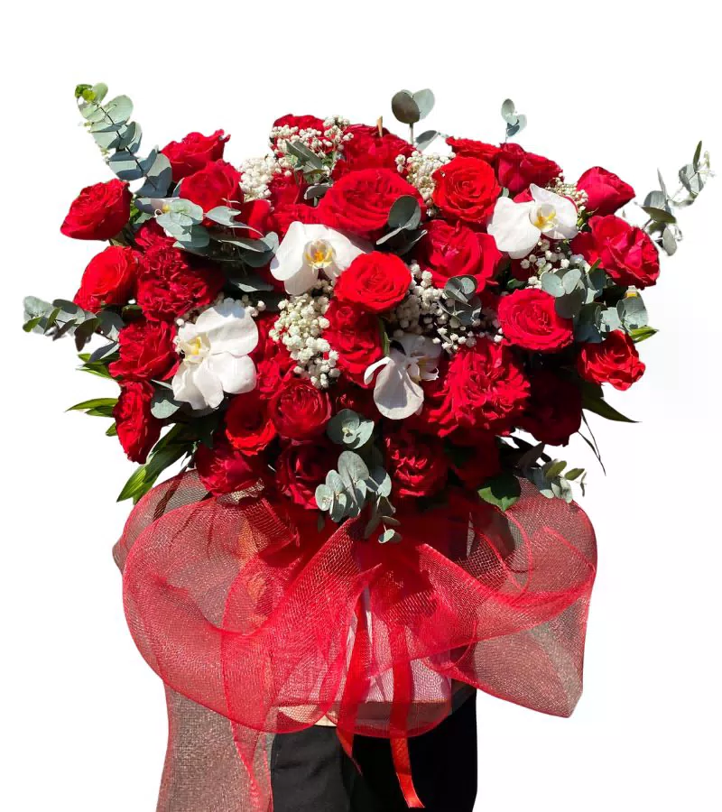 Giỏ Hoa Hồng Đỏ Phối Lan Trắng Nơ Voan Đỏ