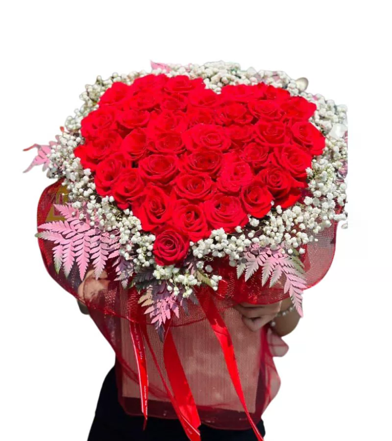 Giỏ Hoa Hồng Đỏ Trái Tim Nồng Nàn Tình Yêu