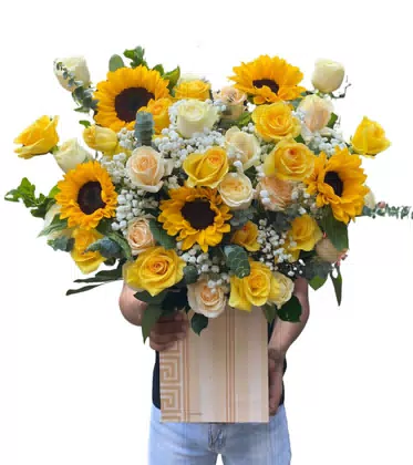 Giỏ Hoa Hướng Dương Vàng Kem Tươi Sáng