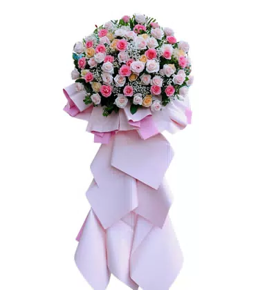 Kệ Hoa Chúc Mừng Hồng Trắng Kem Pastel Nhẹ Nhàng