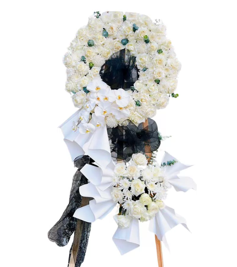 Vòng Hoa Chia Buồn Trắng Nơ Đen Trang Nghiêm