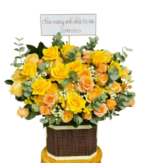 Giỏ hoa hồng vàng cam sinh nhật bà