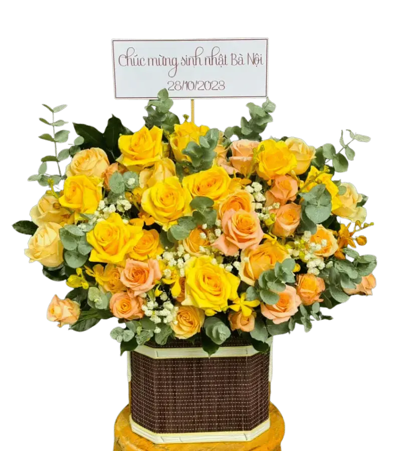 Giỏ hoa hồng vàng cam sinh nhật bà