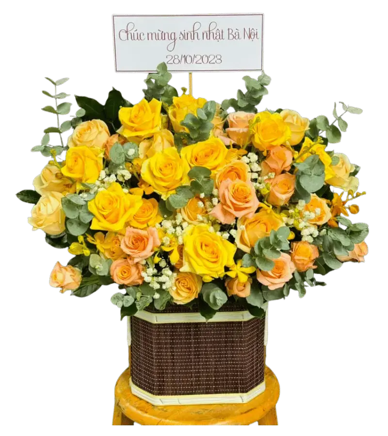 Giỏ hoa hồng vàng cam sinh nhật bà 2