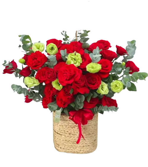 Giỏ hoa hồng đỏ lisianthus xanh chanh giỏ đan