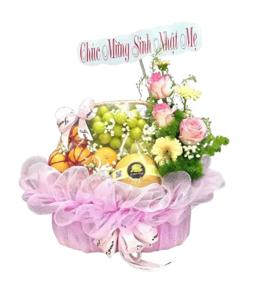 Giỏ trái cây kèm hoa hồng hồng nhạt