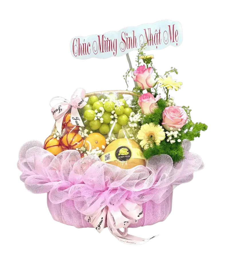Giỏ trái cây kèm hoa hồng hồng nhạt